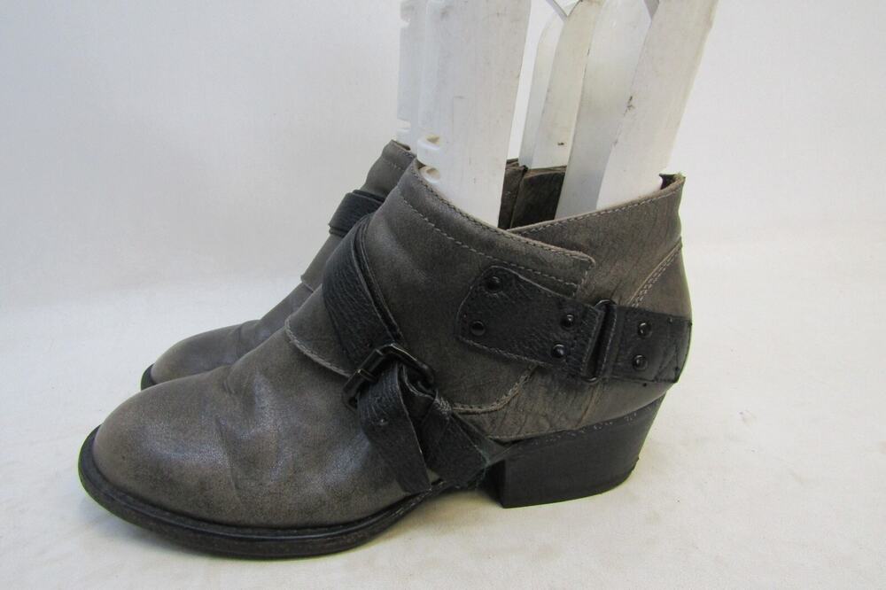 OTBT Womens Size 8 M Gray Leather Zip Buckle Ankle Fashion Boots Bootie
